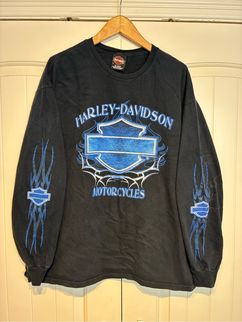 Harley-Davidson Black Long Sleeve Tee with Blue Shield Graphics Size XL
